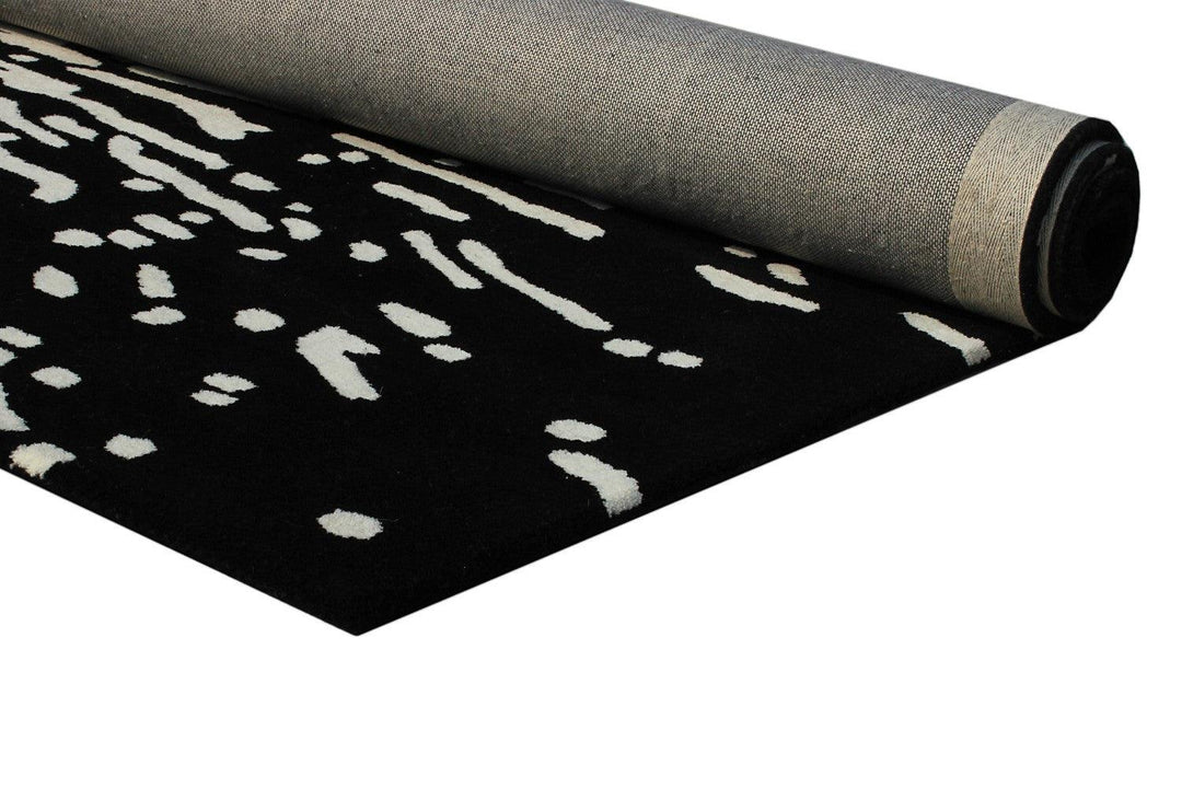 Hojas: Wool Handtufted Carpet