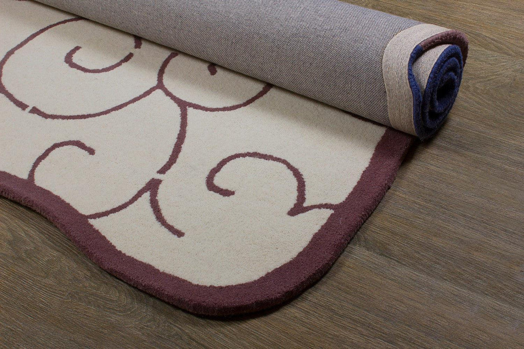 Antiguo: Wool Handtufted Carpet