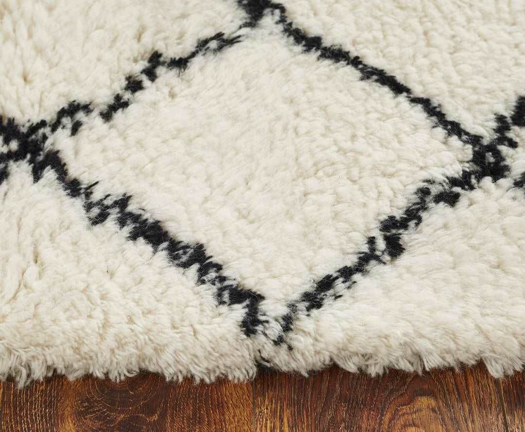 Cross White /Black: Wool Handtufted Carpet