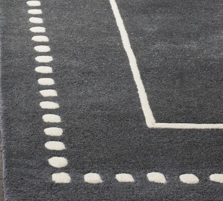 Slate Spot: Wool Handtufted Carpet